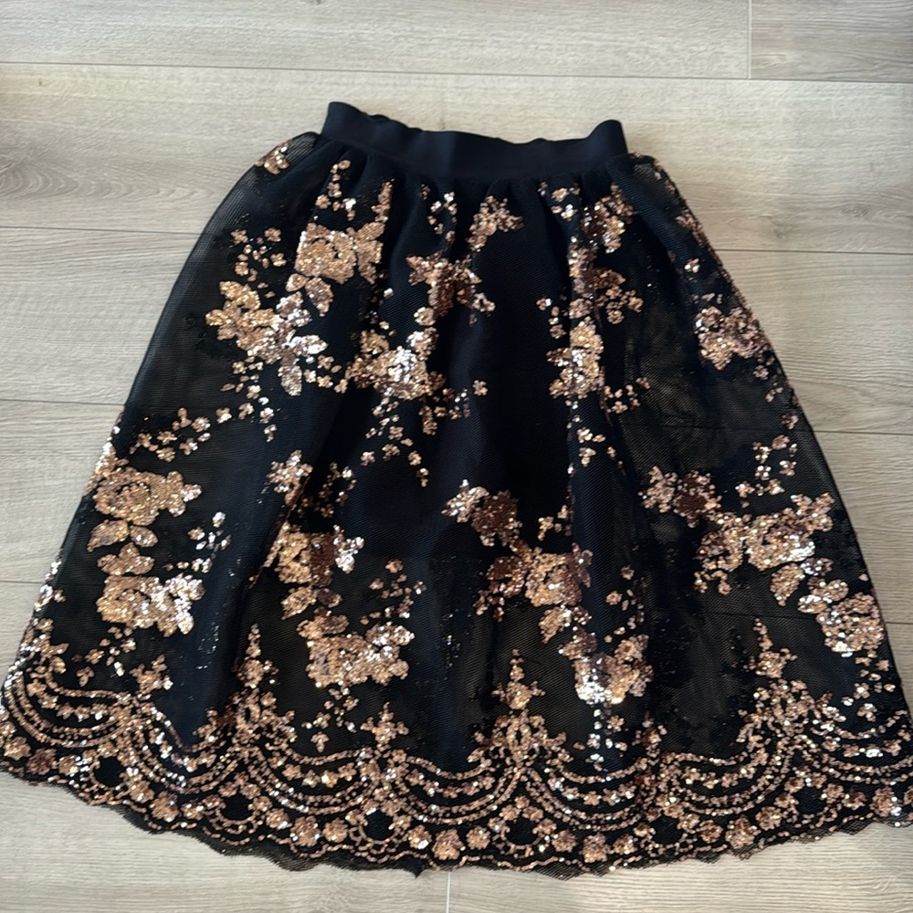 Maje Black Rose Gold Floral Sequin Midi Skirt Size 3 US L